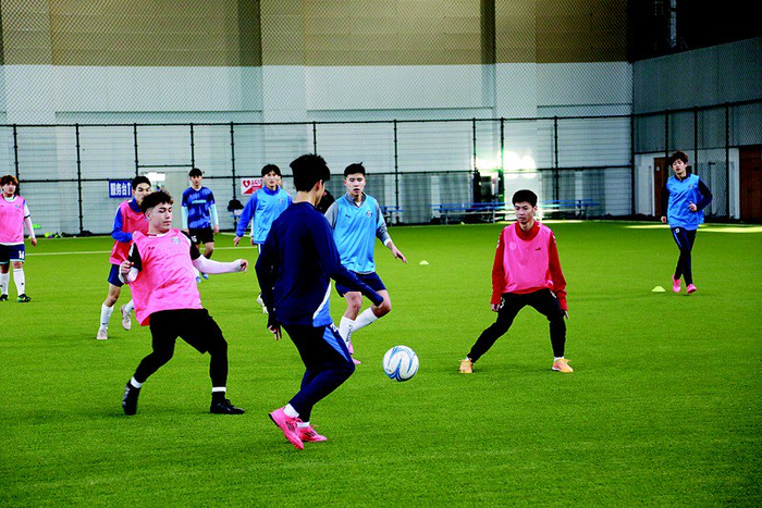 九游体育APP-执行主教练王亮:大连队目标肯定是冠军|足协|中超|球员|竞赛规程|年轻球员_新浪体育_新浪新闻